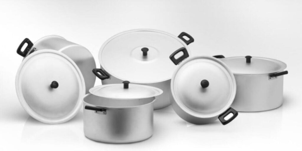 3 Ply vs 5 Ply Cookware