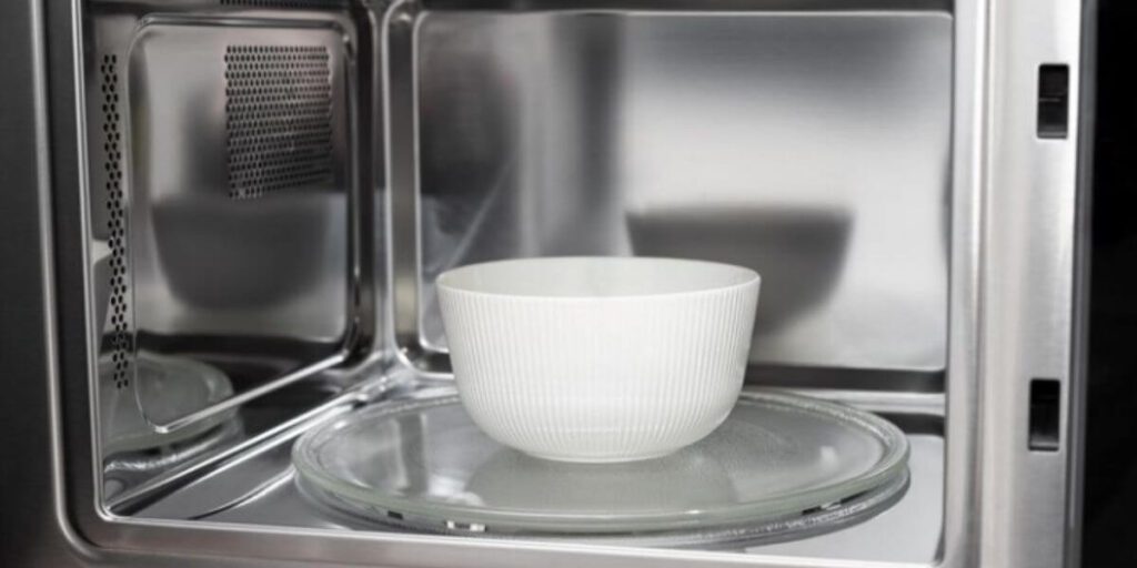How Long to Microwave Water to Boil